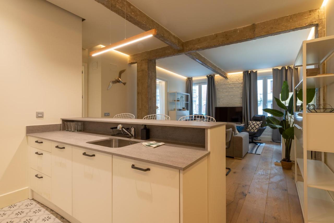 Apartamento Renovado Piso De Diseño En Barrio Selecto By Sah *