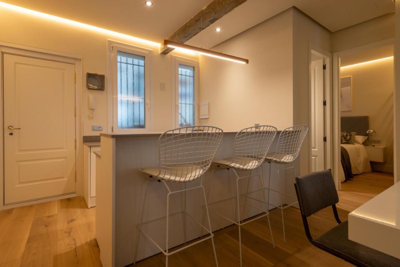 Renovado Piso De Diseño En Barrio Selecto By Sah Bilbao